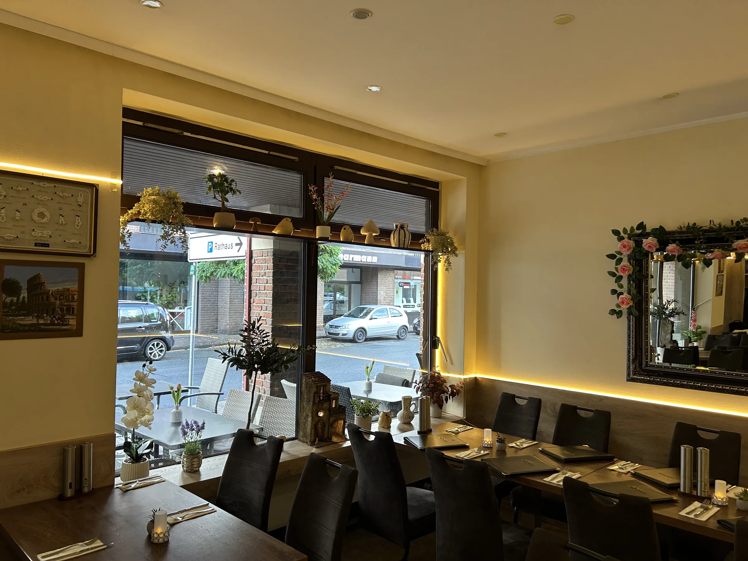 Inside the Sapore Italiano dining room